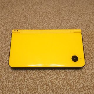 ニンテンドーDS(ニンテンドーDS)の【キャフリー様専用】ニンテンドーDSi LL本体 イエロー(携帯用ゲーム機本体)