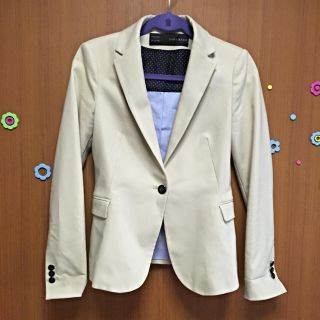 ザラ(ZARA)のZARA テーラードジャケット(テーラードジャケット)