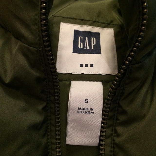 GAP(ギャップ)のダウンベスト GAP レディースのジャケット/アウター(ダウンベスト)の商品写真
