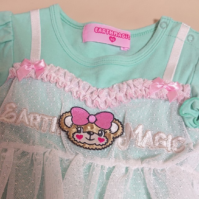 EARTHMAGIC(アースマジック)のアースマジック チュニック 90 キッズ/ベビー/マタニティのキッズ服女の子用(90cm~)(Tシャツ/カットソー)の商品写真