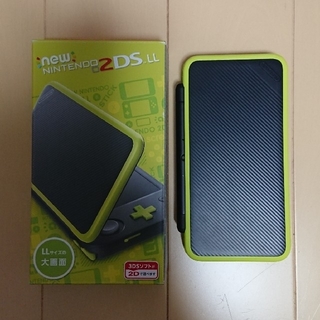 ニンテンドー2DS(ニンテンドー2DS)のNintendo ゲーム機本体 NEW ニンテンドー 2DS LL ブラック/ラ(携帯用ゲーム機本体)