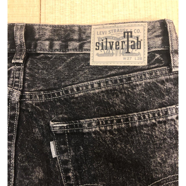 Levi's(リーバイス)の【廃盤】リーバイス　シルバータブ(silvertab) W27 レディースのパンツ(デニム/ジーンズ)の商品写真