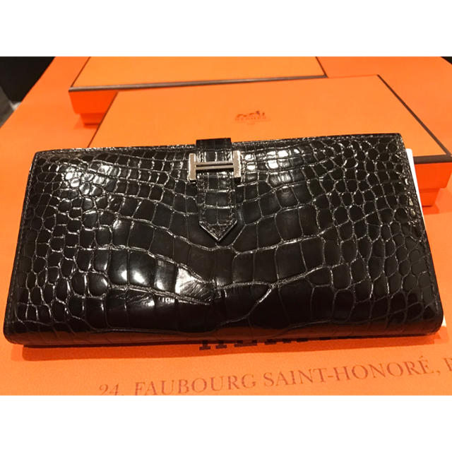 HERMES　アザップロングシルクイン　レザー　ワインレッド系　□N刻印　2010年頃　シンプル　レディース　長財布　ウォレット　プレゼント包装可