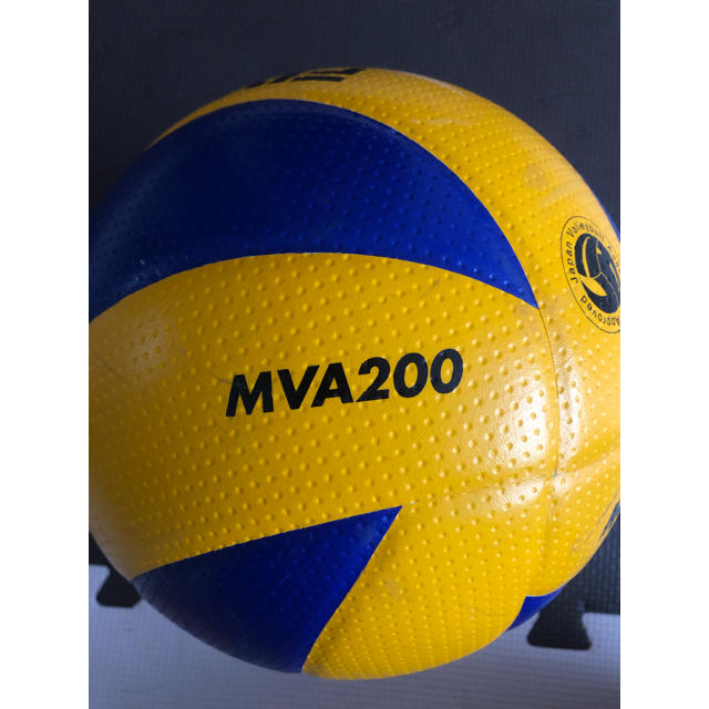 MIKASA(ミカサ)のミカサ/MVA200 国際公認球 5号球 スポーツ/アウトドアのスポーツ/アウトドア その他(バレーボール)の商品写真