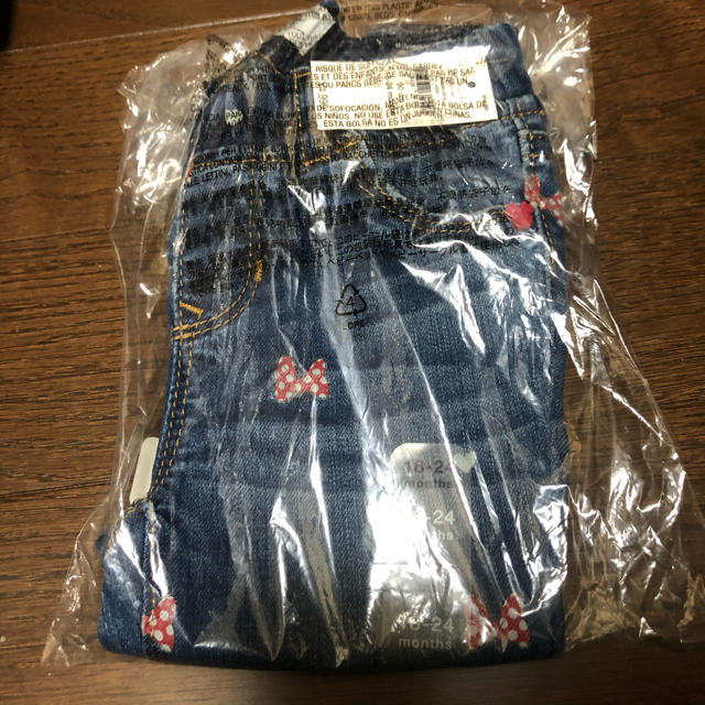 babyGAP(ベビーギャップ)の新品　GAP ミニー　デニムレギンス　90cm キッズ/ベビー/マタニティのキッズ服女の子用(90cm~)(パンツ/スパッツ)の商品写真