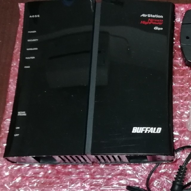 Buffalo(バッファロー)のBUFFALO Wi-Fi無線LANルータWZR-HP-G450H スマホ/家電/カメラのPC/タブレット(その他)の商品写真