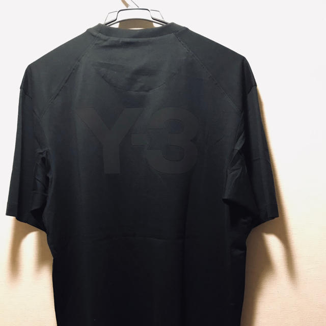 Y-3(ワイスリー)のY-3 半袖カットソー バックプリントS メンズのトップス(Tシャツ/カットソー(半袖/袖なし))の商品写真