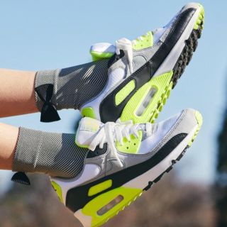 ナイキ(NIKE)のNIKE W AIR MAX 90 ナイキ エアマックス イエロー (スニーカー)