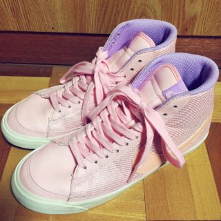 ナイキ(NIKE)のNIKE(スニーカー)