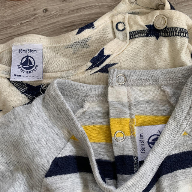 PETIT BATEAU(プチバトー)のカットソー  キッズ/ベビー/マタニティのベビー服(~85cm)(シャツ/カットソー)の商品写真