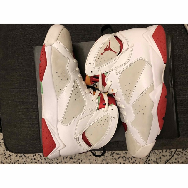 NIKE(ナイキ)のNIKE AIR JORDAN 7 RETRO HARE エアジョーダン ヘア メンズの靴/シューズ(スニーカー)の商品写真