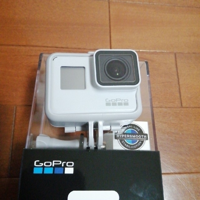 GoPro(ゴープロ)のGoPro HERO7 black limited　オマケ付き スマホ/家電/カメラのカメラ(ビデオカメラ)の商品写真