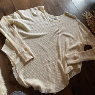 フリーピープル(Free People)のfree people サーマルカットソー　新品タイムセール❗️(カットソー(長袖/七分))