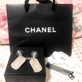 シャネル(CHANEL)の売り切れ御免♡【新品未使用】箱＆紙袋＆リボン付き★プレゼントにも・・・♡(ピアス)