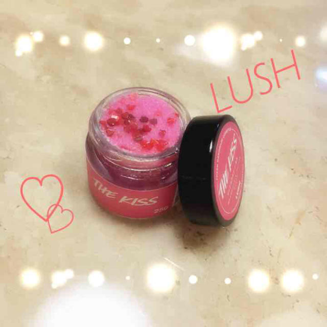 LUSH(ラッシュ)のLUSH THEKISSリップスクラブ  コスメ/美容のスキンケア/基礎化粧品(ゴマージュ/ピーリング)の商品写真