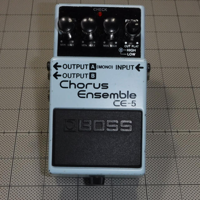 BOSS(ボス)のBoss CE-5 アナログ回路(ピンクラベル) 楽器のギター(エフェクター)の商品写真