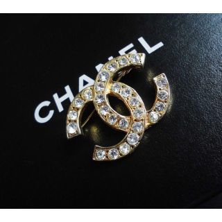 シャネル(CHANEL)のシャネル ブローチ ヴィンテージ ゴールド＆ラインストーン(ブローチ/コサージュ)