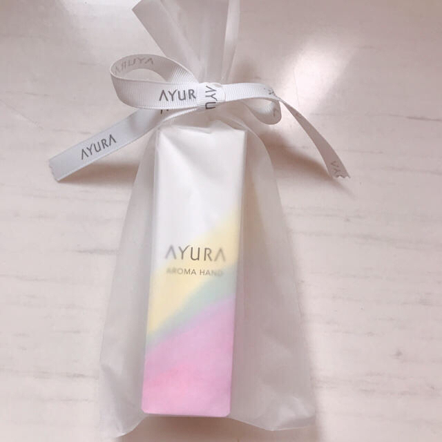 AYURA(アユーラ)の♡AYURA♡アロマハンド♡ハンドクリーム♡新品 コスメ/美容のボディケア(ハンドクリーム)の商品写真