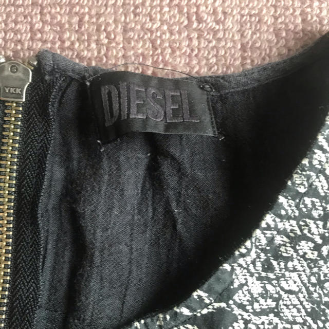 DIESEL(ディーゼル)のmikinokoさま専用DIESELノースリーブトップス レディースのトップス(カットソー(半袖/袖なし))の商品写真