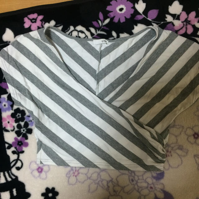 GYDA(ジェイダ)のGYDA ミニ丈トップス レディースのトップス(Tシャツ(半袖/袖なし))の商品写真