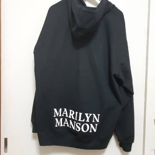 Supreme(シュプリーム)の【正規品】Marilyn Manson パーカー　【XL】 エンタメ/ホビーのタレントグッズ(ミュージシャン)の商品写真