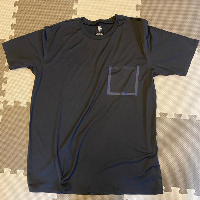 DESCENTE(デサント)のデサントポーズ　tシャツ メンズのトップス(Tシャツ/カットソー(半袖/袖なし))の商品写真