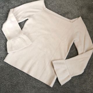 エヌナチュラルビューティーベーシック(N.Natural beauty basic)のN. オフショルニット 美品(ニット/セーター)