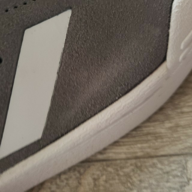 adidas(アディダス)の【未使用タグ付き】adidasスニーカー・COURT70S W・24cm レディースの靴/シューズ(スニーカー)の商品写真