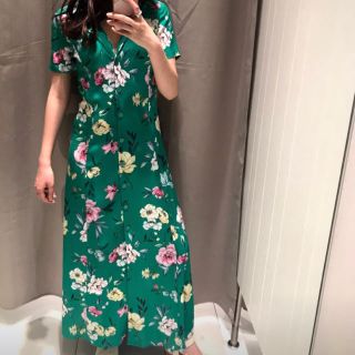 ベルシュカ(Bershka)のBershka 花柄ワンピース(ロングワンピース/マキシワンピース)