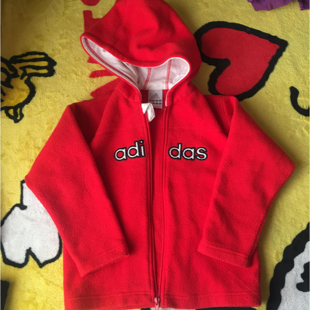 adidas(アディダス)のadidas フリースジャンパー キッズ/ベビー/マタニティのキッズ服女の子用(90cm~)(ジャケット/上着)の商品写真