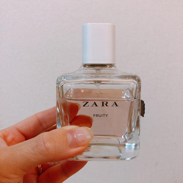 ZARA(ザラ)のzara FRUITY コスメ/美容の香水(香水(女性用))の商品写真