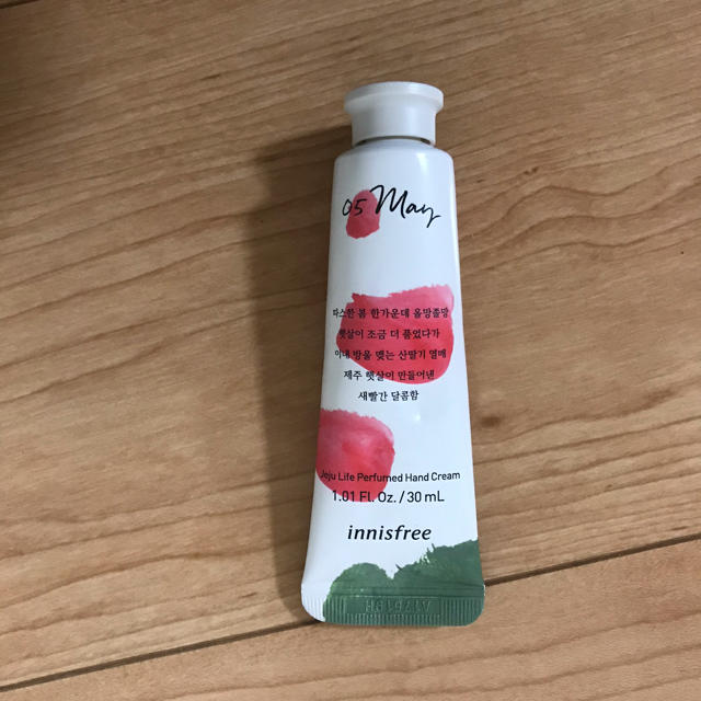 Innisfree(イニスフリー)の【新品未使用】innisfree ハンドクリーム 30mL イニスフリー コスメ/美容のボディケア(ハンドクリーム)の商品写真