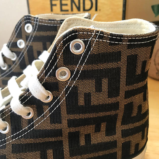 FENDI(フェンディ)の【FENDI】ハイカットスニーカー　 レディースの靴/シューズ(スニーカー)の商品写真