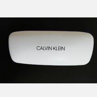 カルバンクライン(Calvin Klein)のメガネケース　CALVIN KLEIN（カルバン　クライン） 白(サングラス/メガネ)