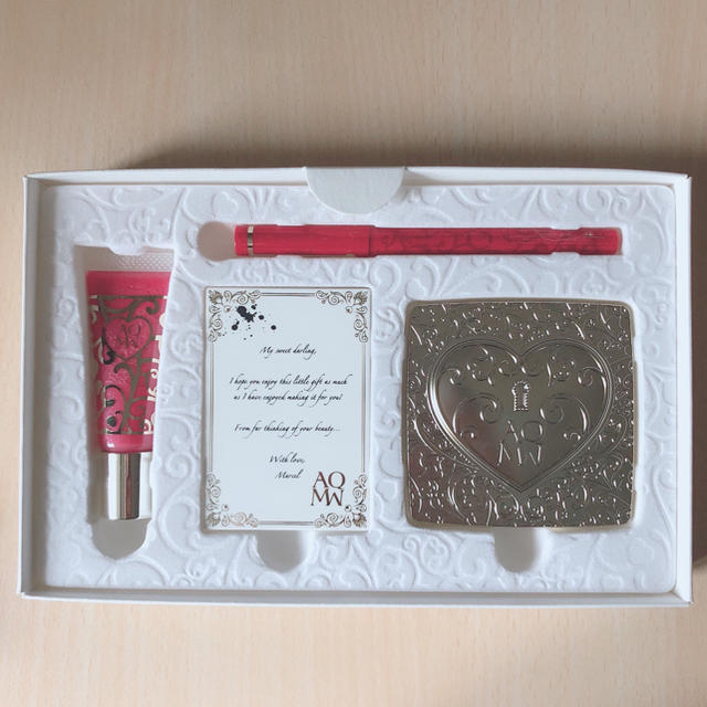 COSME DECORTE(コスメデコルテ)のcosme Decorte AQMW Make up Coffret IV コスメ/美容のキット/セット(コフレ/メイクアップセット)の商品写真