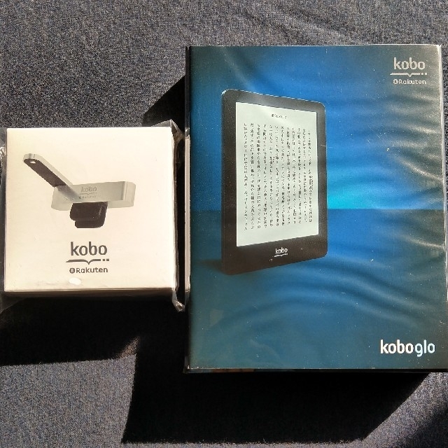 未開封品　kobo glo　+　リーディングライト