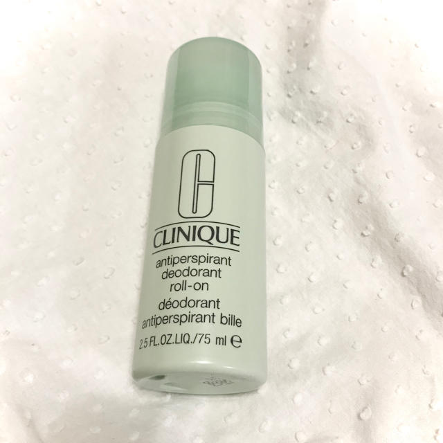 CLINIQUE(クリニーク)のCLINIQUE アンティ パースパイラント デオドラント ロールオン 75ml コスメ/美容のボディケア(制汗/デオドラント剤)の商品写真