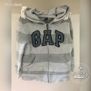 ベビーギャップ(babyGAP)のみんみママ様 GAPボーダーロゴパーカー(カーディガン)