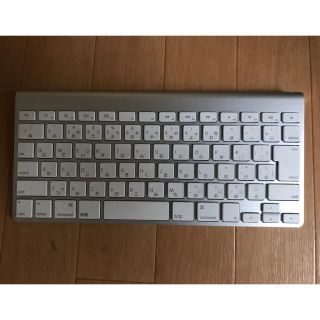 アップル(Apple)のapple ワイヤレスキーボード　アップル　A1314 新品未使用品(PC周辺機器)