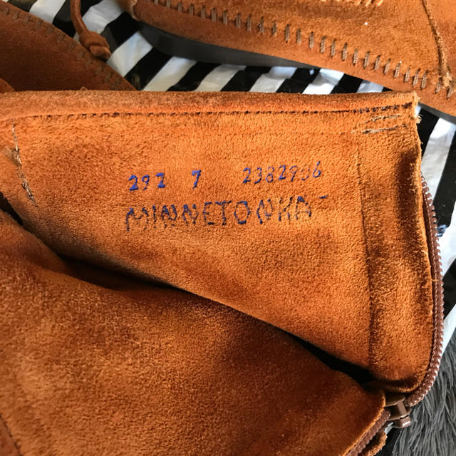 Minnetonka(ミネトンカ)のMINNETONKA ミネトンカ モカシン ブーツ レディースの靴/シューズ(ブーツ)の商品写真