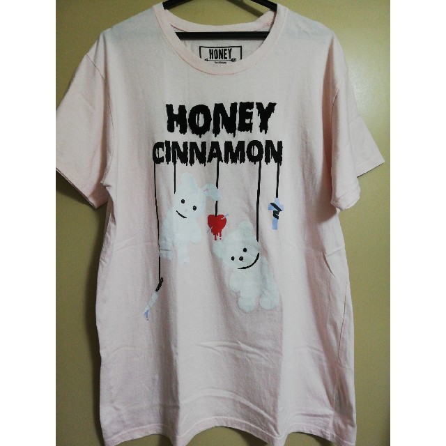 Honey Cinnamon(ハニーシナモン)のみ様専用　ハニーシナモン　T シャツピンク レディースのトップス(Tシャツ(半袖/袖なし))の商品写真