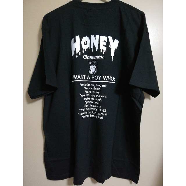 Honey Cinnamon(ハニーシナモン)のハニーシナモン　T シャツブラック レディースのトップス(Tシャツ(半袖/袖なし))の商品写真