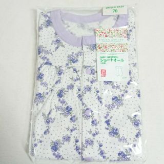 ユニクロ(UNIQLO)のうさぎ様 専用 UNIQLO  LAURA ASHLEY ショートオール７０(カバーオール)