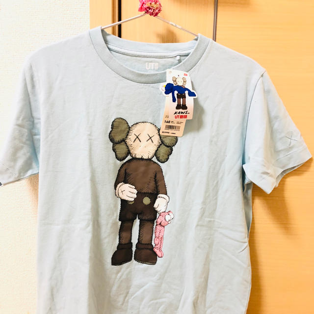 UNIQLO(ユニクロ)のカウズUT キッズ/ベビー/マタニティのキッズ服男の子用(90cm~)(Tシャツ/カットソー)の商品写真
