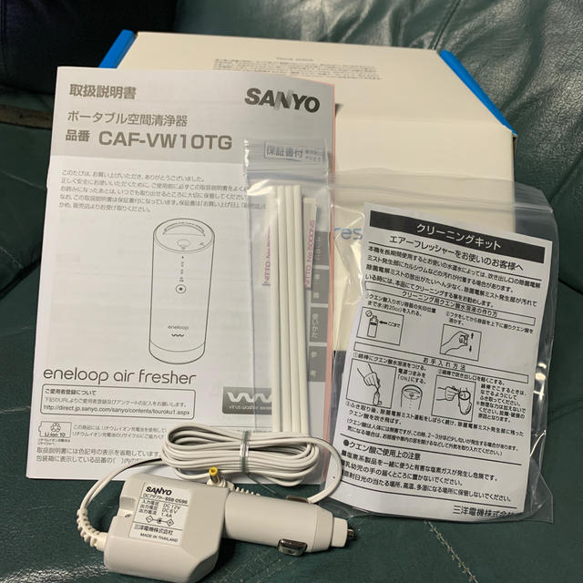 SANYO(サンヨー)のSANYO ポータブル空間清浄器専用カーバッテリーアダプタ− スマホ/家電/カメラの生活家電(空気清浄器)の商品写真