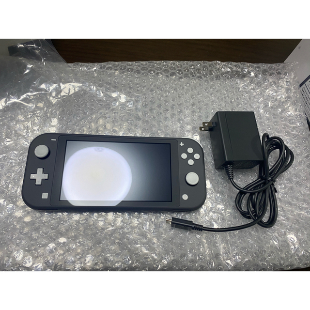 Nintendo Switch(ニンテンドースイッチ)のNintendo Switch Liteグレー　 エンタメ/ホビーのゲームソフト/ゲーム機本体(家庭用ゲーム機本体)の商品写真