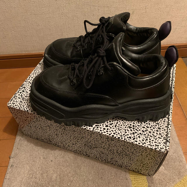 ACNE(アクネ)のEytys Angel Black size 42 メンズの靴/シューズ(スニーカー)の商品写真