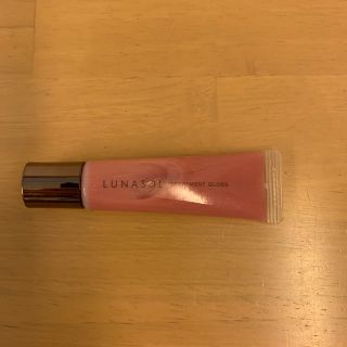 ルナソル(LUNASOL)のルナソル　トリートメント　グロス(リップグロス)