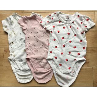 H&M - 値下げ H&M ベビー 女の子 ロンパース 半袖 サイズ2-4Mの