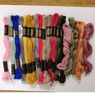 オリンパス(OLYMPUS)の刺繍糸　OLYMPUS　オリムパス 25番　20本 20色セット　(生地/糸)